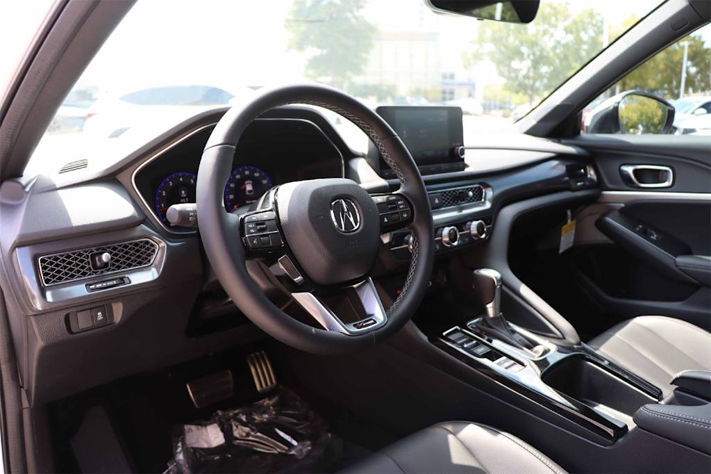 Thumbnail: 2025 Acura Integra - 2