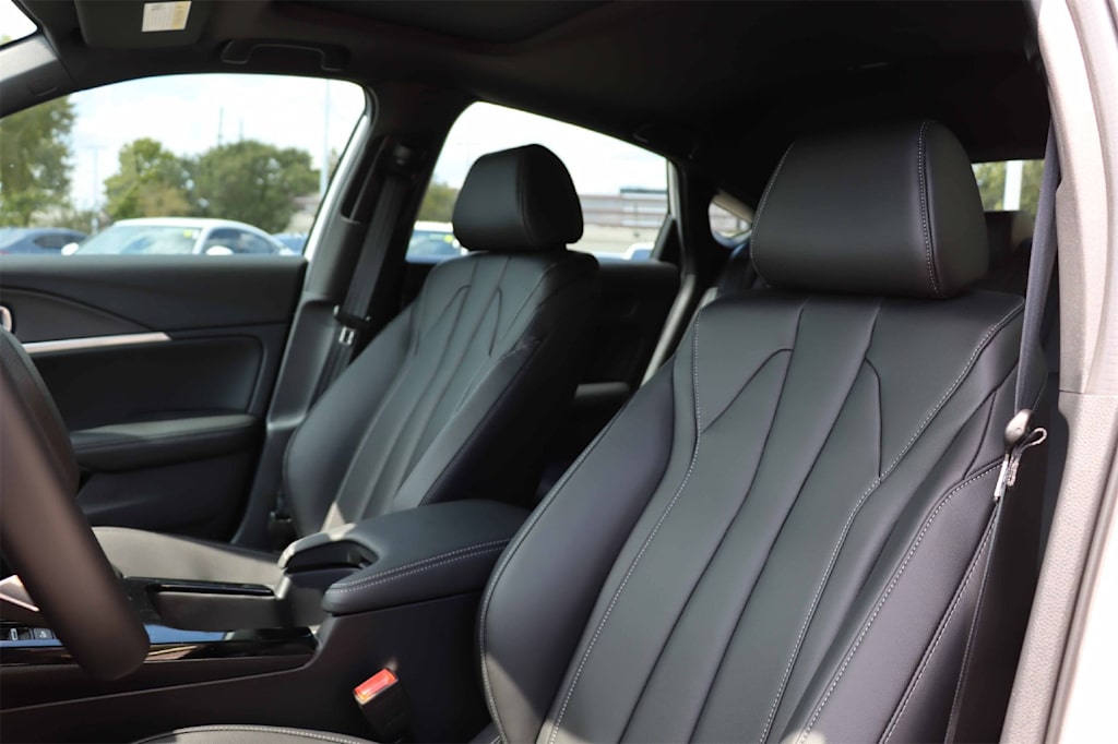 Thumbnail: 2025 Acura Integra - 11