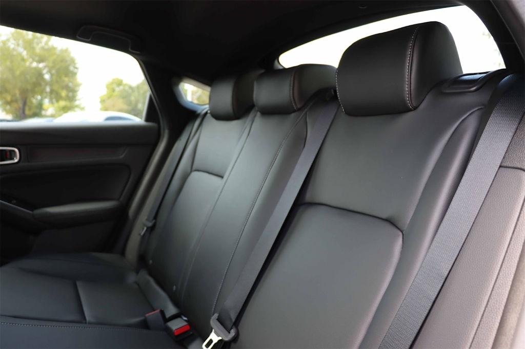 Thumbnail: 2025 Acura Integra - 21