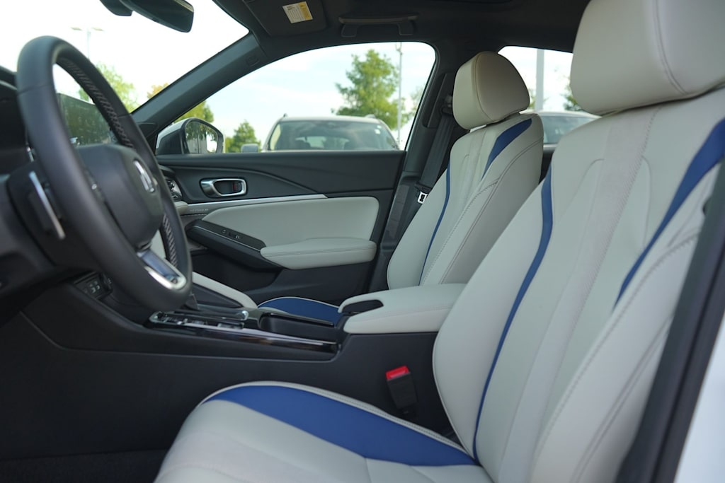 Thumbnail: 2026 Acura Integra - 10