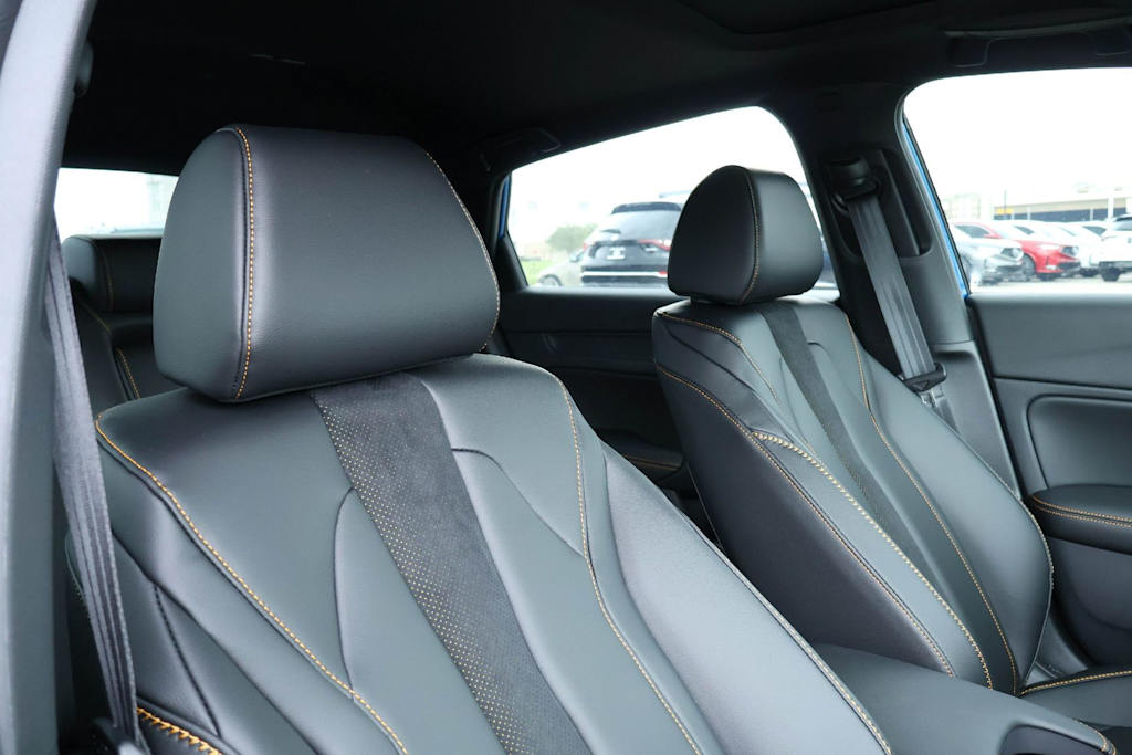 Thumbnail: 2026 Acura Integra - 10