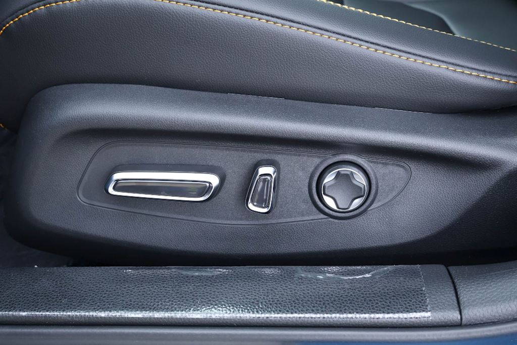 Thumbnail: 2026 Acura Integra - 24