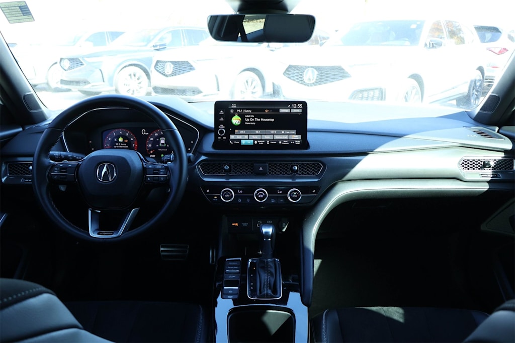 Thumbnail: 2023 Acura Integra - 9