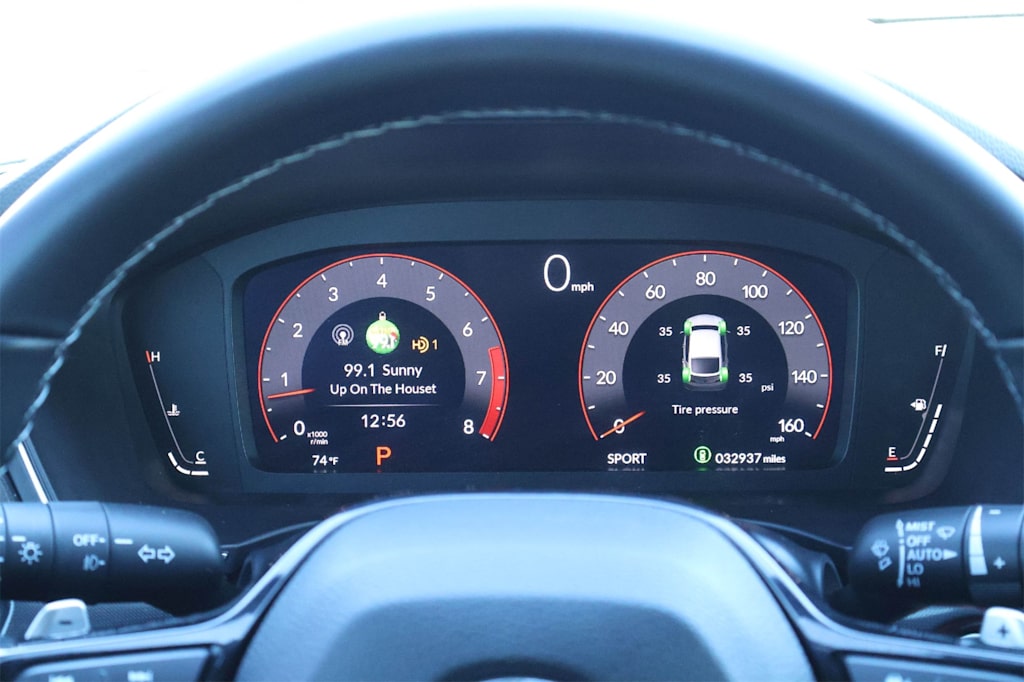 Thumbnail: 2023 Acura Integra - 16