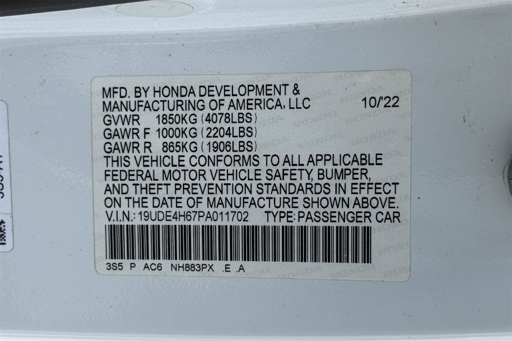 Thumbnail: 2023 Acura Integra - 19