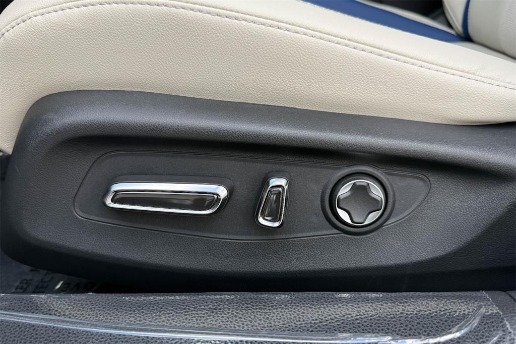 Thumbnail: 2026 Acura Integra - 24