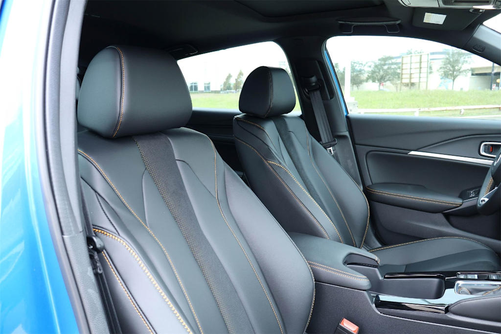 Thumbnail: 2026 Acura Integra - 10