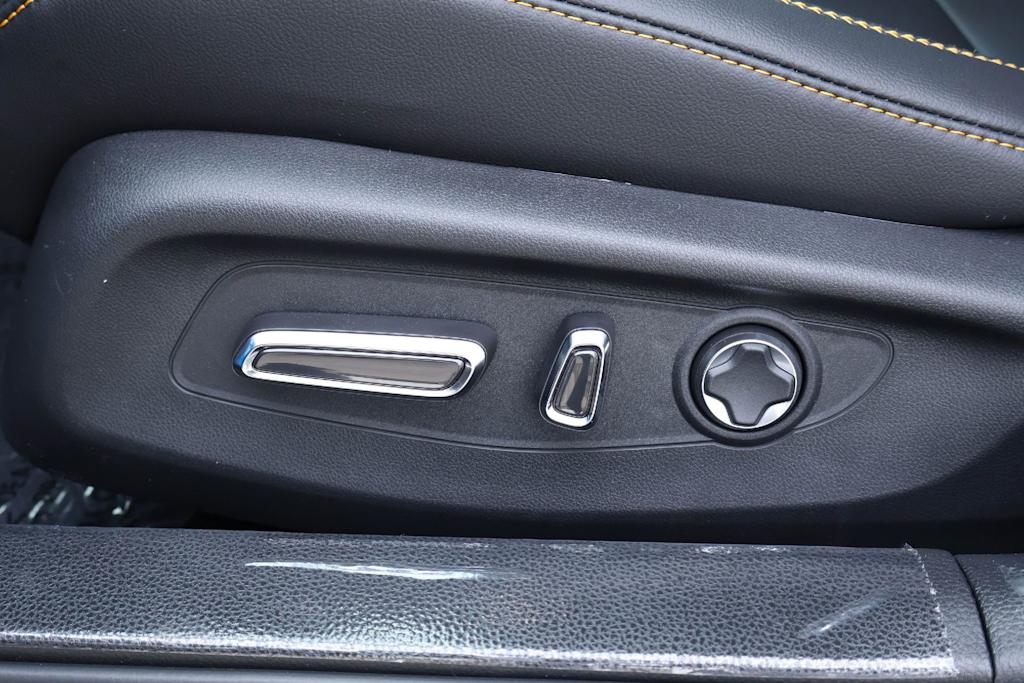 Thumbnail: 2026 Acura Integra - 24