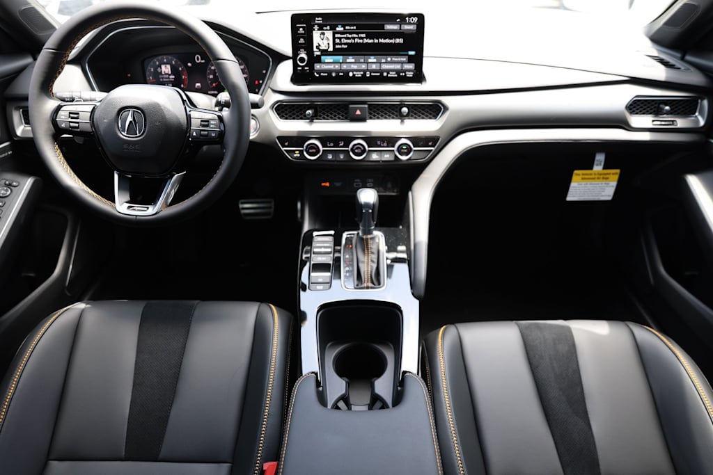 Thumbnail: 2026 Acura Integra - 10