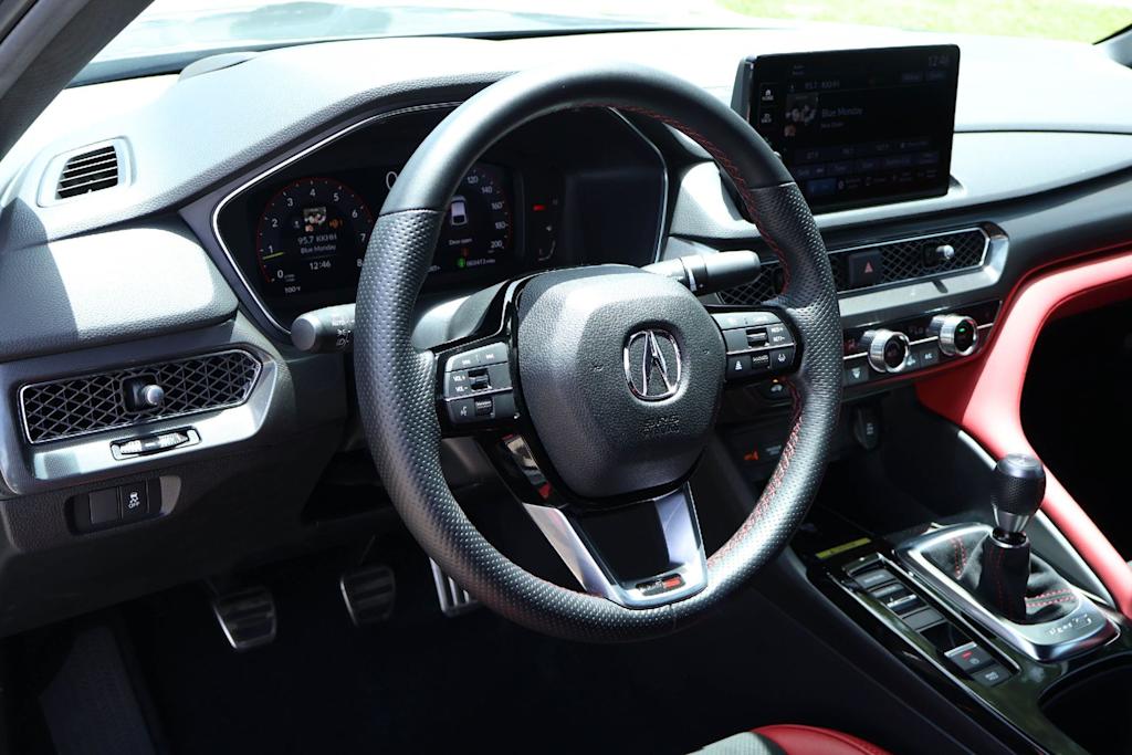 Thumbnail: 2025 Acura Integra - 2
