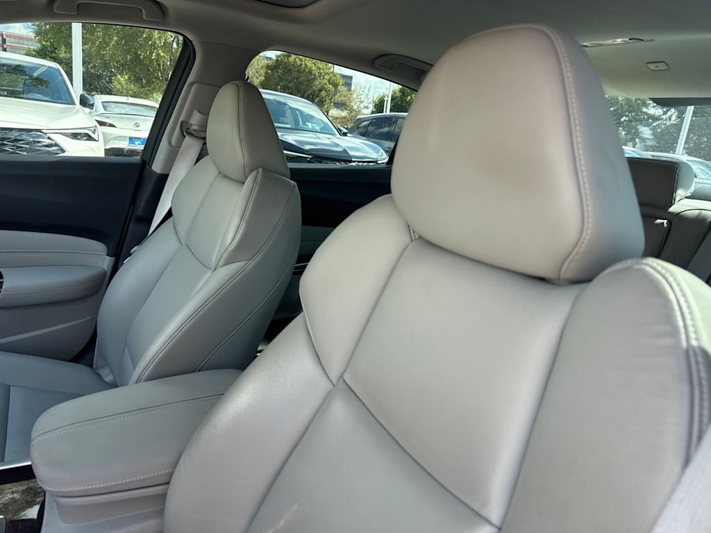 Thumbnail: 2016 Acura TLX - 4