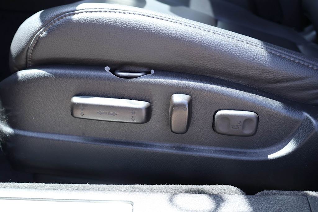 Thumbnail: 2015 Acura TLX - 24