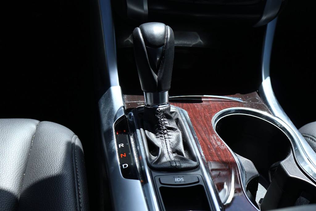 Thumbnail: 2015 Acura TLX - 14