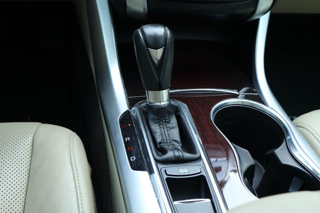 Thumbnail: 2016 Acura TLX - 16