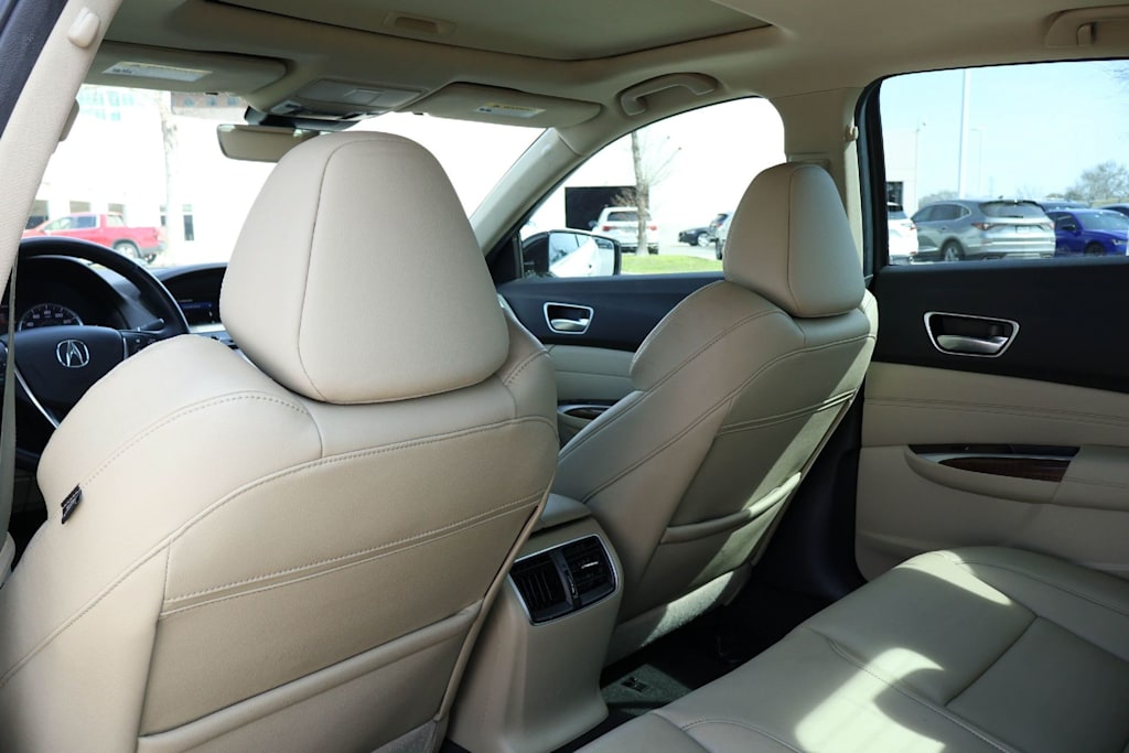 Thumbnail: 2018 Acura TLX - 12