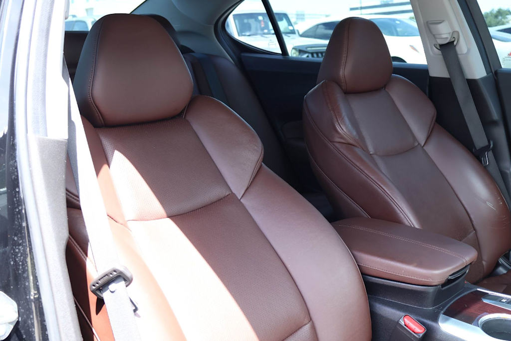 Thumbnail: 2015 Acura TLX - 12