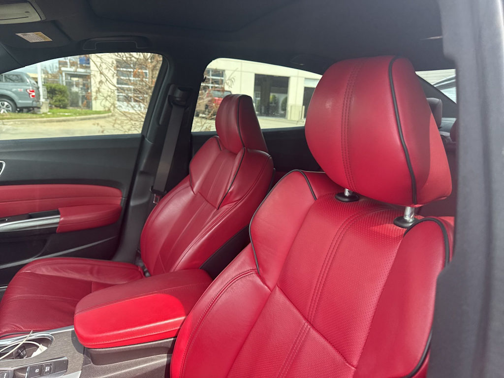 Thumbnail: 2018 Acura TLX - 4