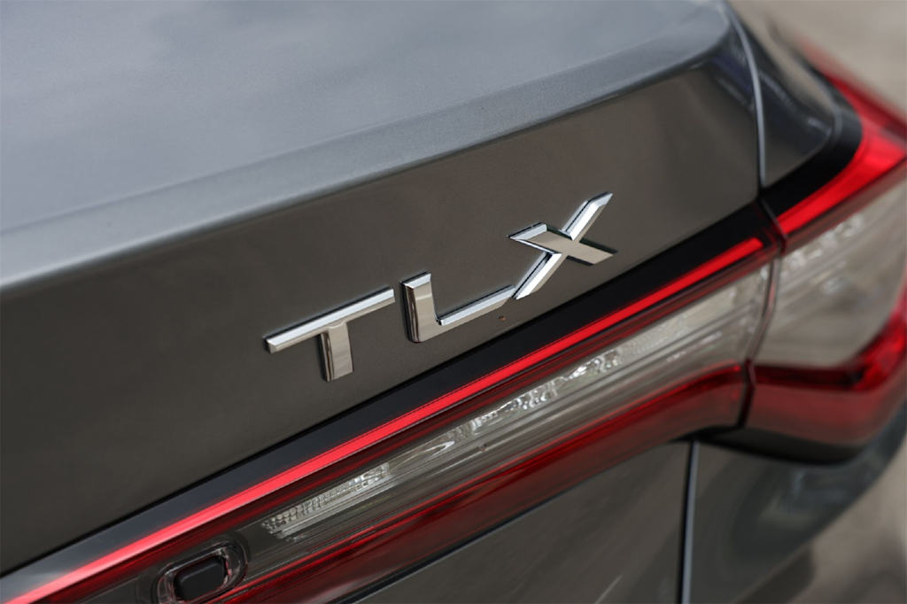 Thumbnail: 2025 Acura TLX - 20