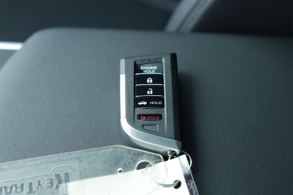 Thumbnail: 2025 Acura TLX - 17