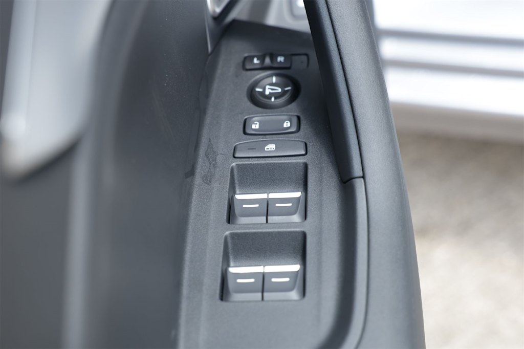 Thumbnail: 2025 Acura TLX - 29