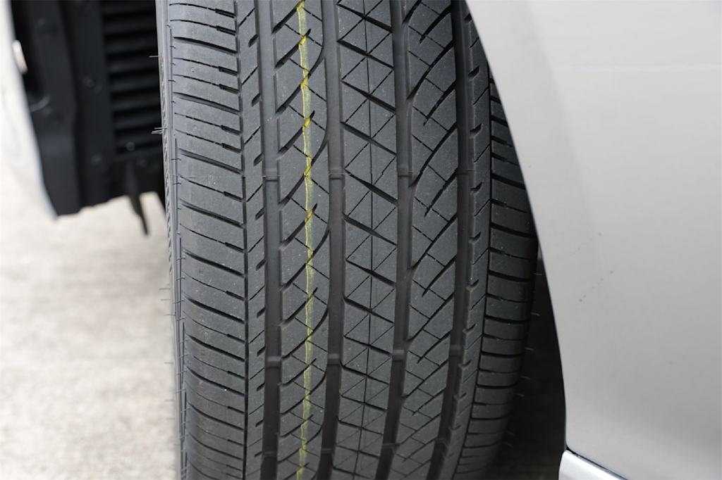 Thumbnail: 2025 Acura TLX - 30