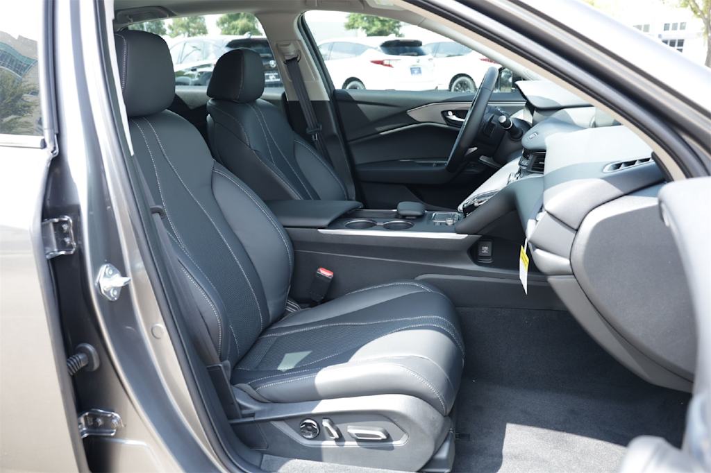 Thumbnail: 2025 Acura TLX - 11