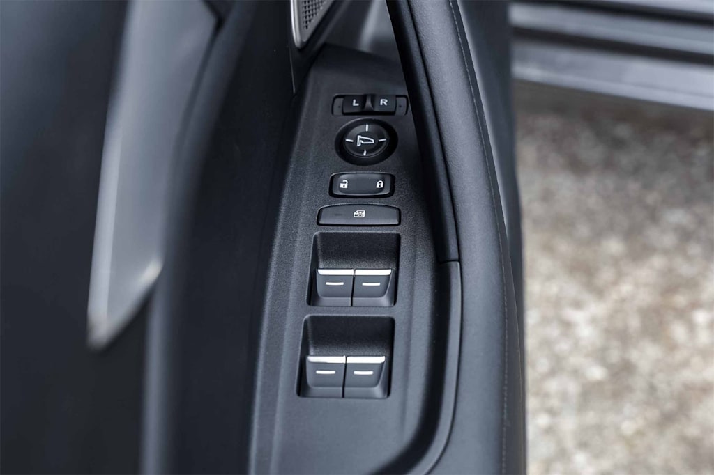 Thumbnail: 2025 Acura TLX - 29