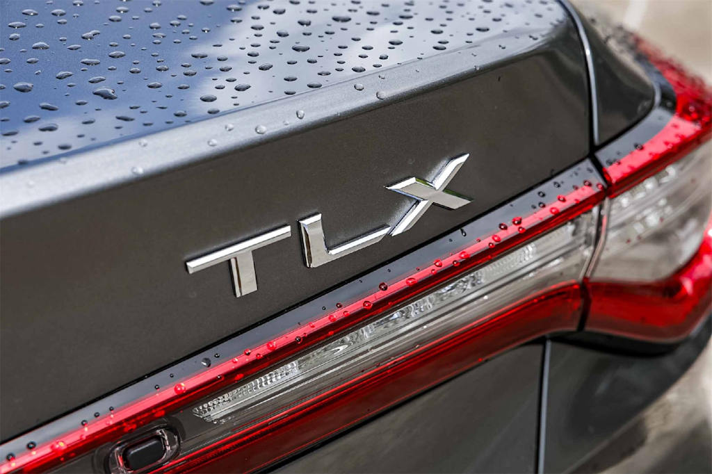 Thumbnail: 2025 Acura TLX - 7