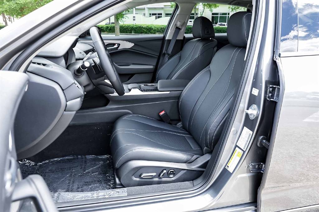 Thumbnail: 2025 Acura TLX - 11