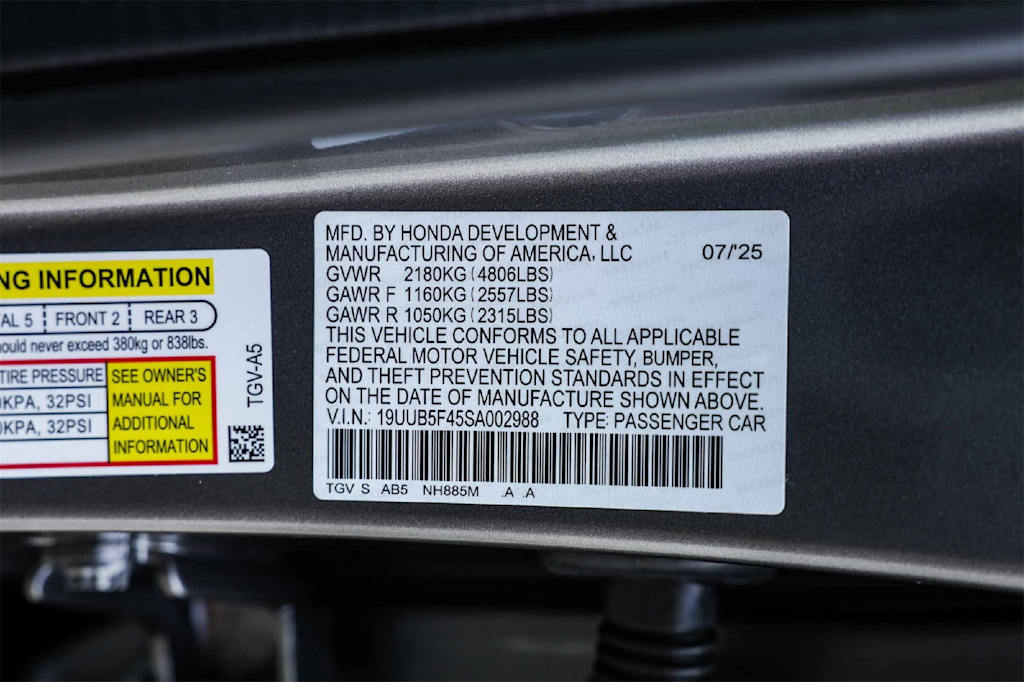 Thumbnail: 2025 Acura TLX - 20