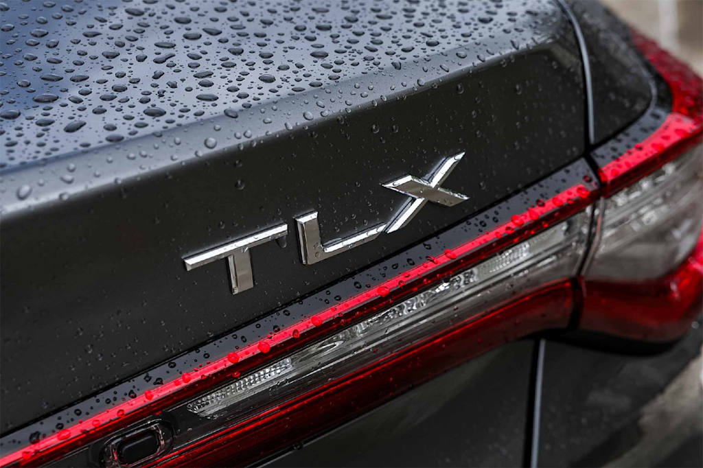 Thumbnail: 2025 Acura TLX - 7