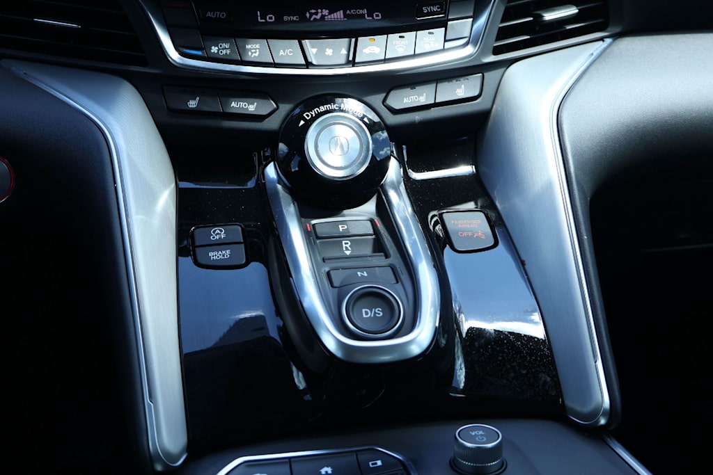 Thumbnail: 2025 Acura TLX - 15