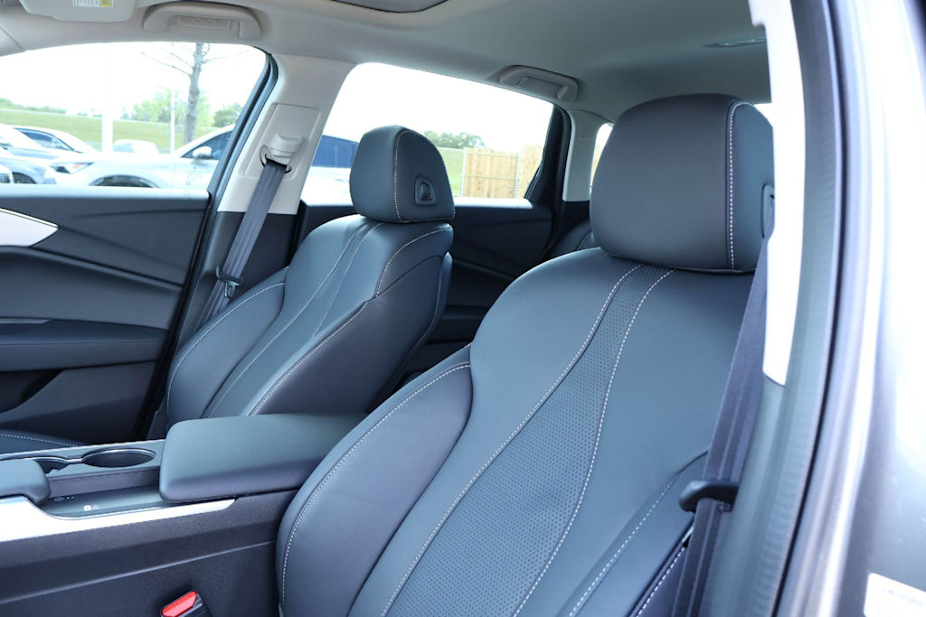 Thumbnail: 2025 Acura TLX - 10