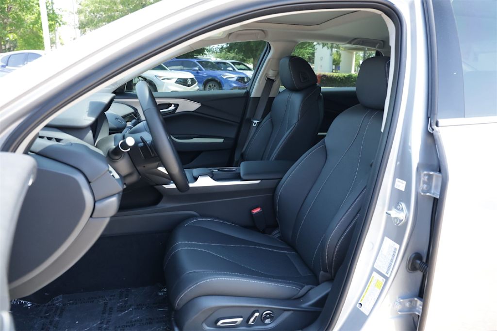 Thumbnail: 2025 Acura TLX - 9