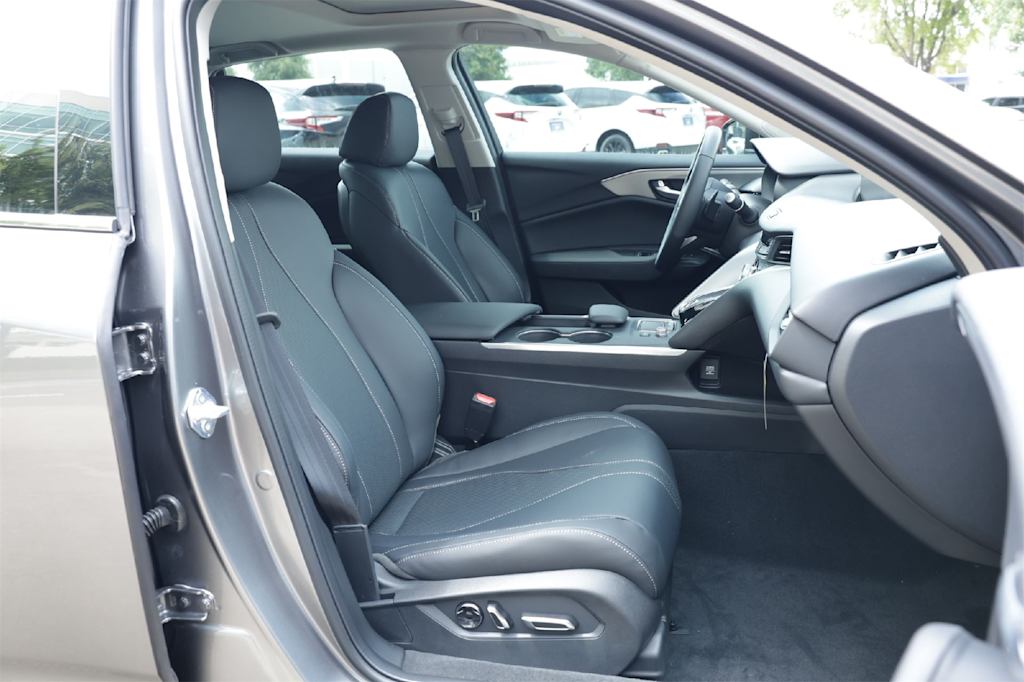 Thumbnail: 2025 Acura TLX - 12