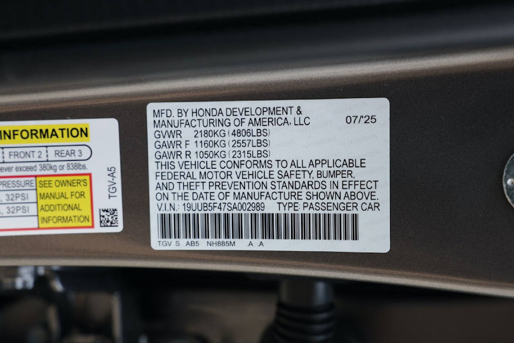 Thumbnail: 2025 Acura TLX - 20