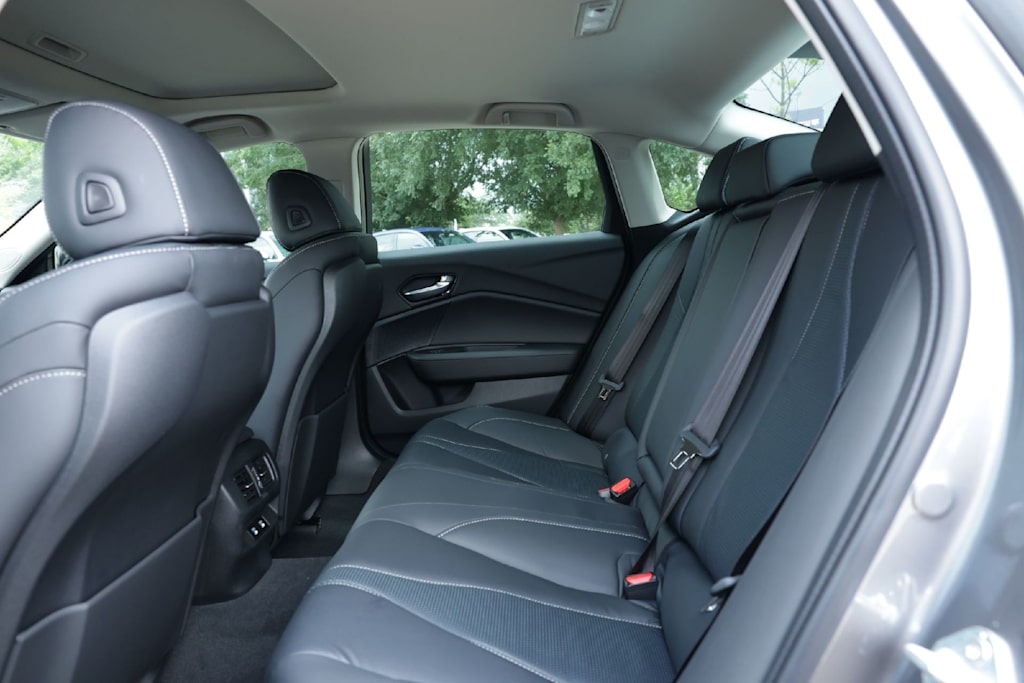 Thumbnail: 2025 Acura TLX - 22