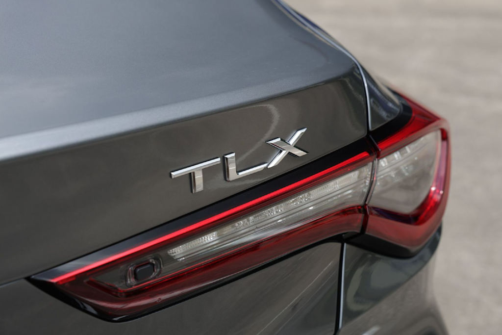 Thumbnail: 2025 Acura TLX - 21