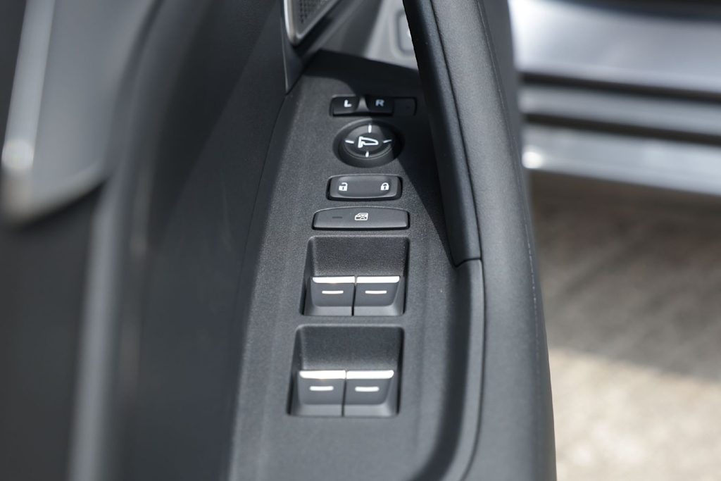 Thumbnail: 2025 Acura TLX - 29