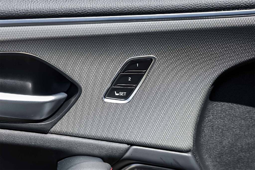 Thumbnail: 2025 Acura TLX - 27