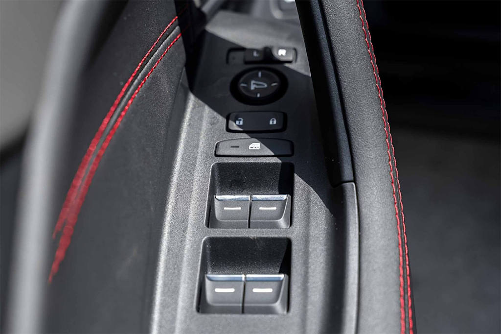 Thumbnail: 2025 Acura TLX - 28