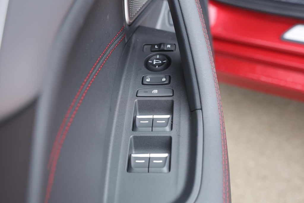 Thumbnail: 2025 Acura TLX - 28