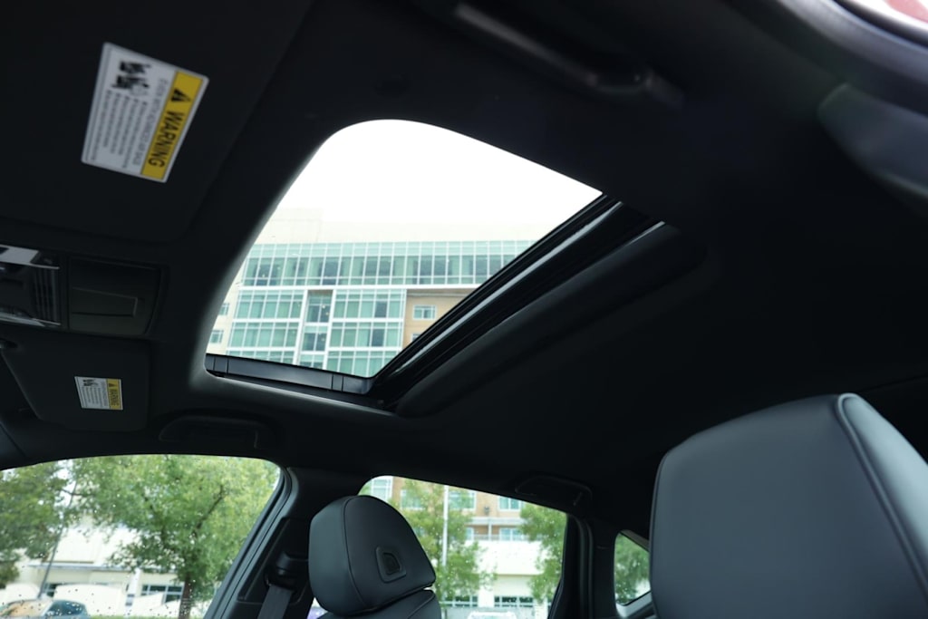 Thumbnail: 2025 Acura TLX - 26