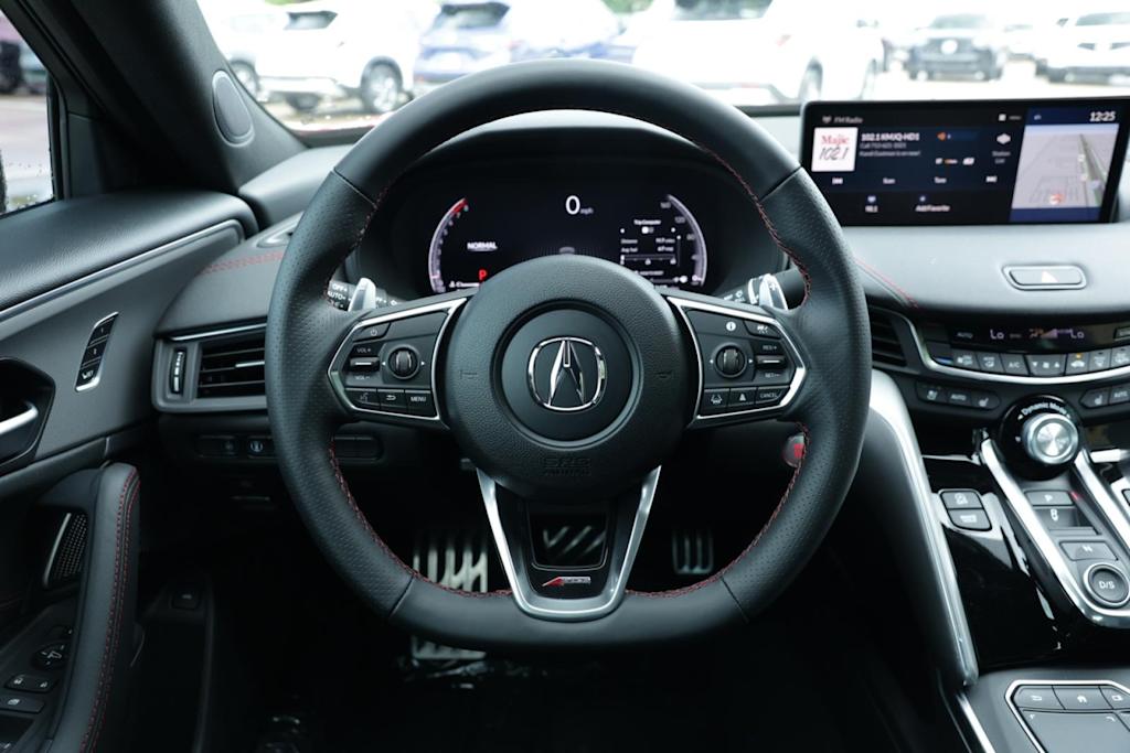 Thumbnail: 2025 Acura TLX - 12