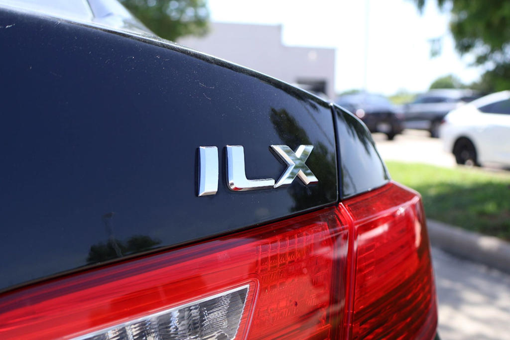 Thumbnail: 2015 Acura ILX - 7
