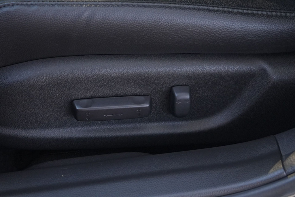 Thumbnail: 2014 Acura ILX - 21