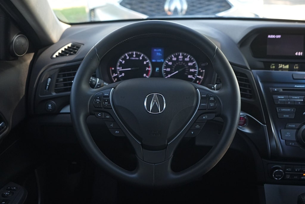 Thumbnail: 2014 Acura ILX - 14