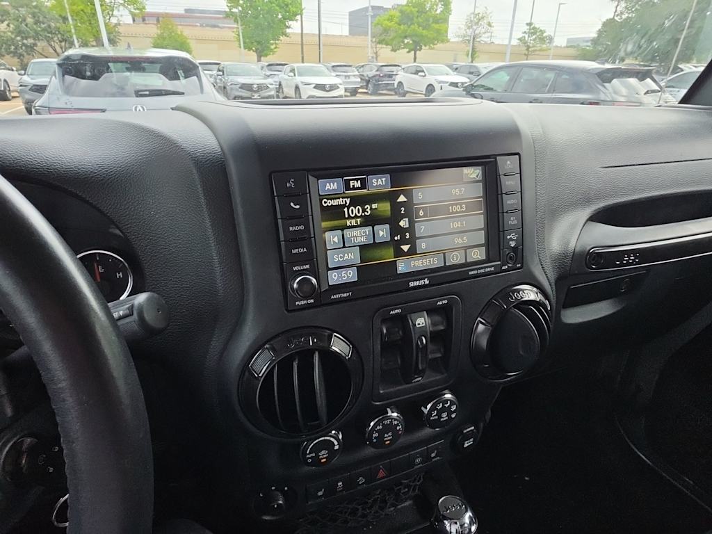 Thumbnail: 2017 Jeep Wrangler - 5