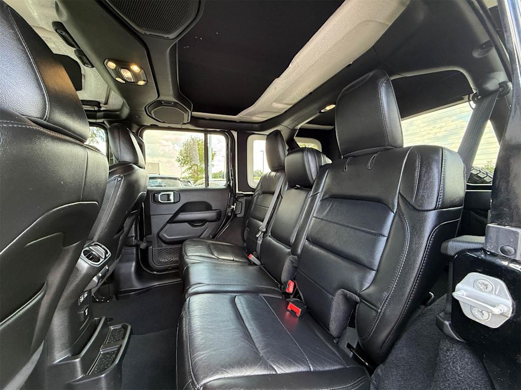 Thumbnail: 2021 Jeep Wrangler - 21