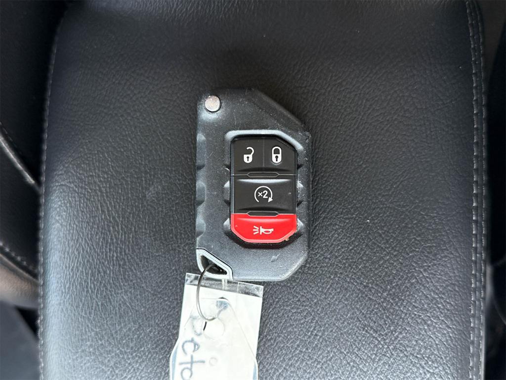 Thumbnail: 2021 Jeep Wrangler - 19